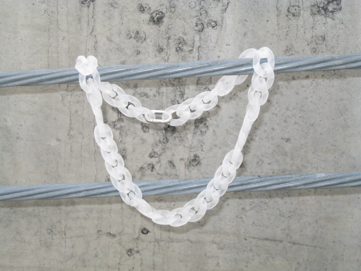 Frosted Acrylic Medium Curb link chain