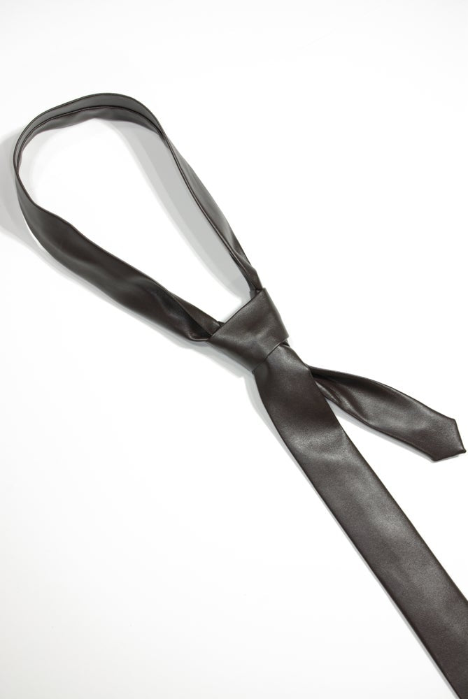 Mocha leather tie