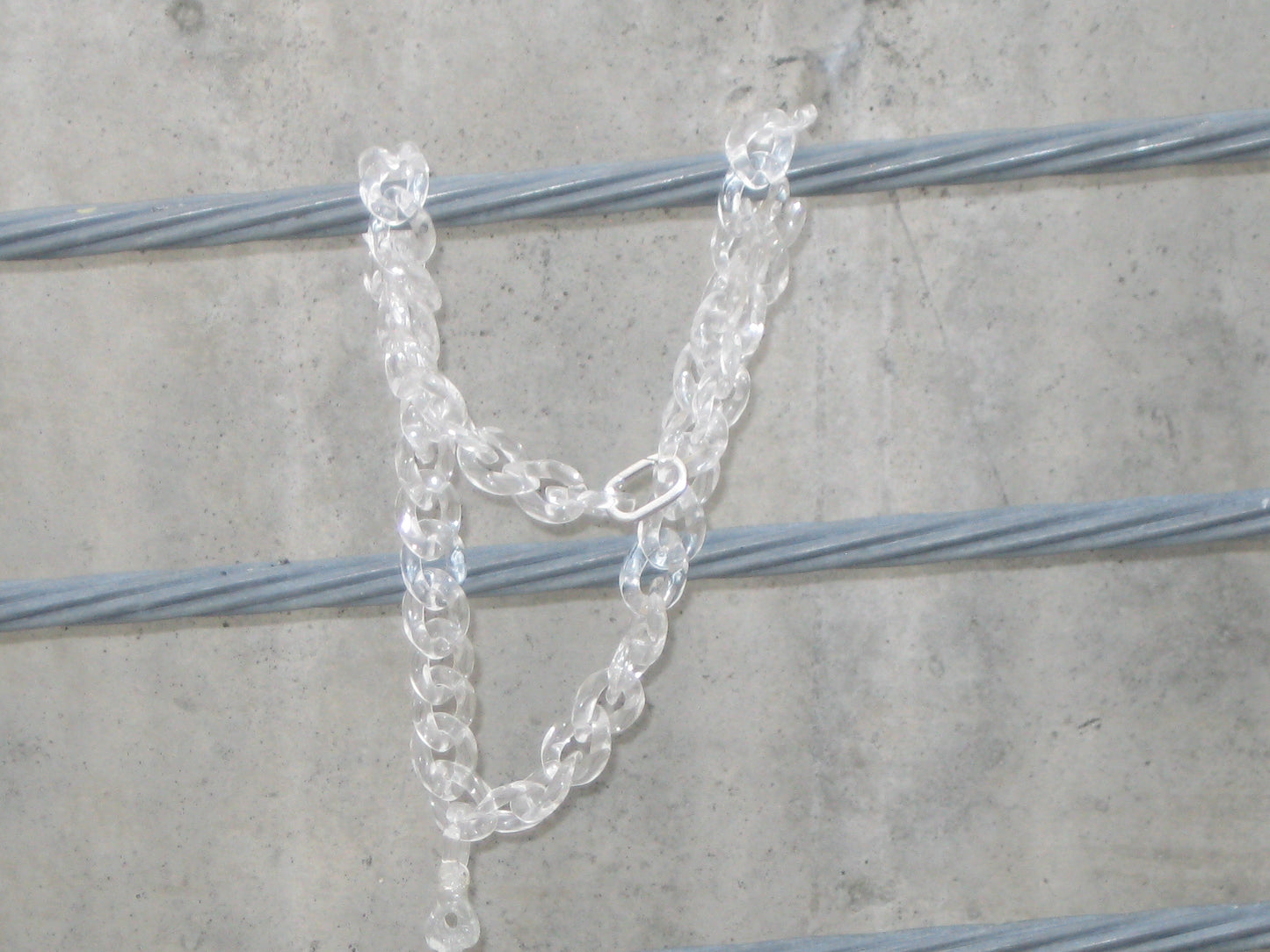 Clear Acrylic Medium Curb Link chain