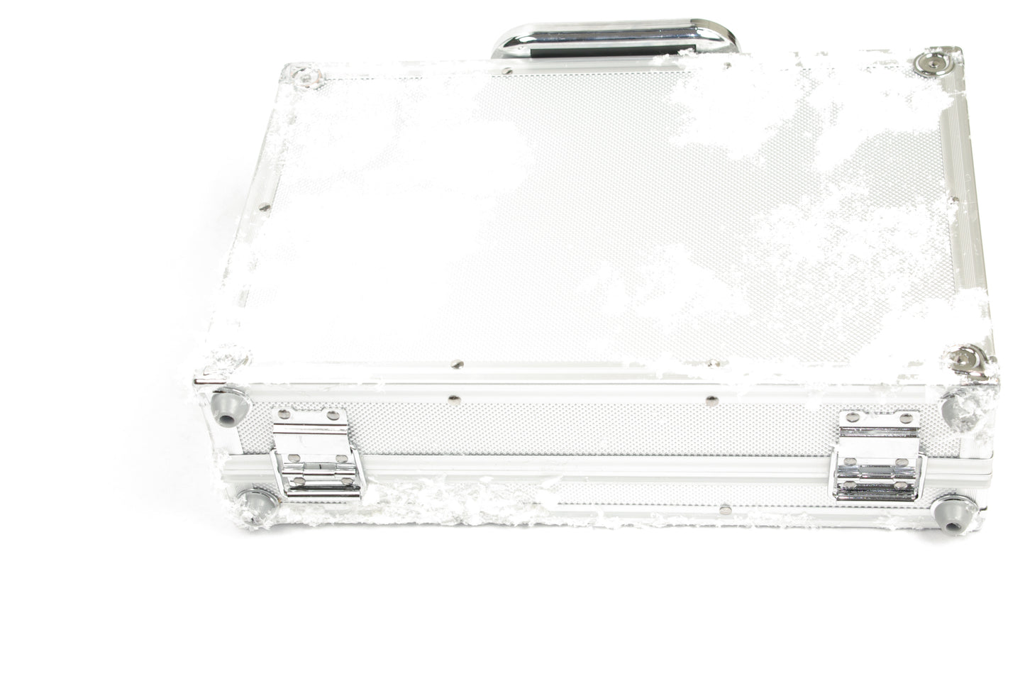 Arctic debris case. 01